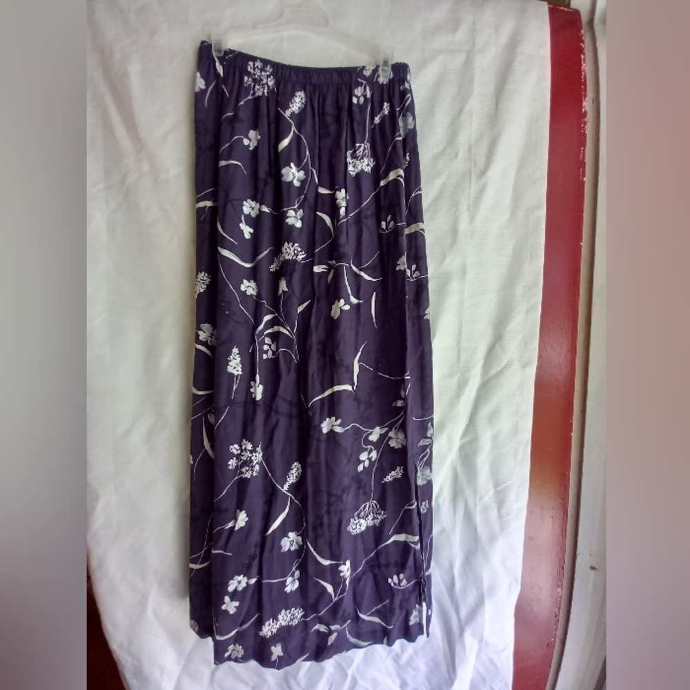 Vintage Floral maxi skirt with drawstring waist